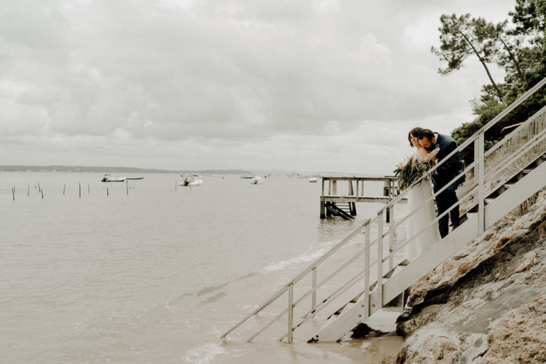 F + T Un mariage les pieds dans l’eau au Cap Ferret