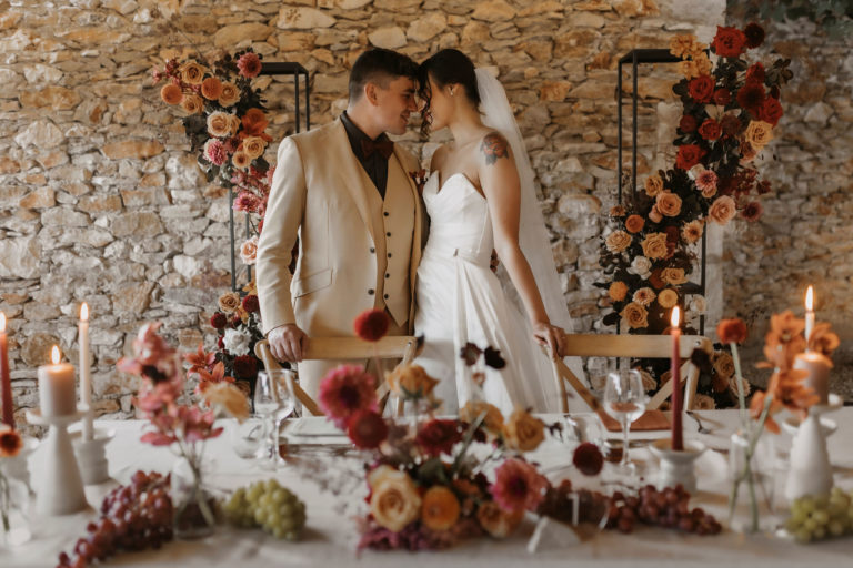 Y + G Un mariage moderne à la Grange de Javon en Provence